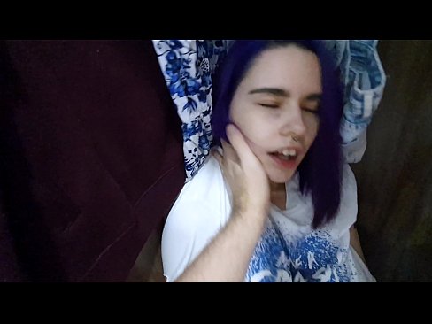 ❤️ Xwişka min di dolabê de dît û alîkariya wê kir ️ Vîdyoyê seksî li porno ku.serviporno.ru ️❤